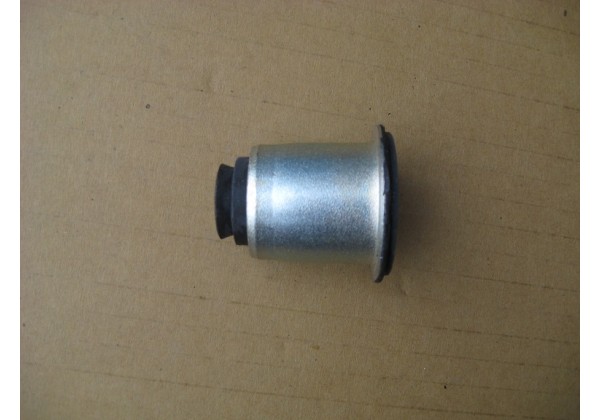 Сайлентблок переднього ричага передній Renault Megane II, Scenic II, 8200242025